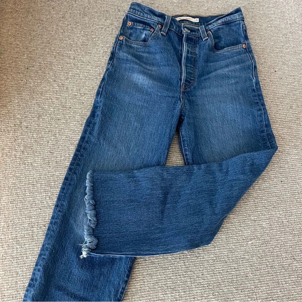 LEVI’S | Ribcage Straight - Picture 3 of 5